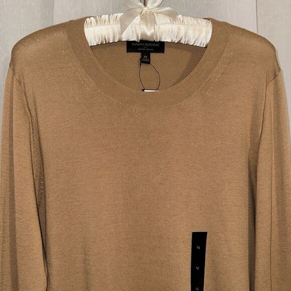 BR XL Tan Lightweight Fine Knit Crewneck Pullover Sweater - Picture 3 of 11